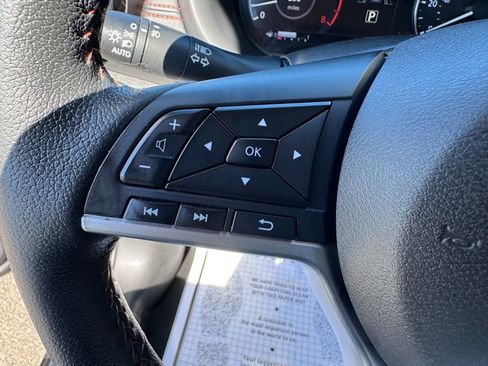 Used 2022 Nissan Kicks SR w/ Premium Package FWD image 19
