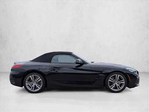 Used 2025 BMW Z4 sDrive30i w/ Premium Package image 4