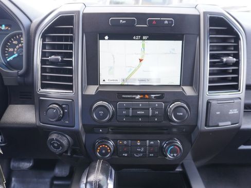 Used 2018 Ford F150 XLT w/ Equipment Group 302A Luxury image 14