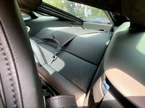 Used 2023 McLaren GT RWD image 32