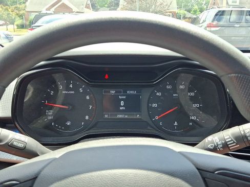 Used 2024 Chevrolet Trax LS FWD image 18