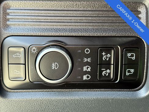 Used 2025 Ford F350 Platinum w/ FX4 Off-Road Package AWD/4WD image 31