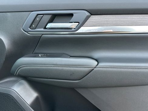 New 2026 GMC Terrain Denali w/ LPO, Floor Liner Package image 19