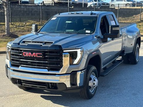 New 2026 GMC Sierra 3500 Pro w/ 1SA Pro Safety Plus Package image 9