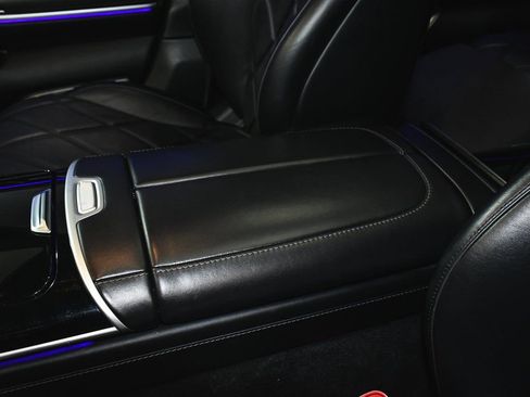 Used 2021 Mercedes-Benz Maybach S 580 4MATIC image 46