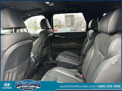 Certified 2023 Hyundai Palisade Calligraphy image 12