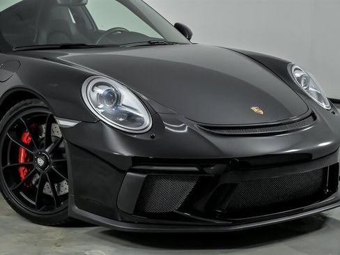 Used 2019 Porsche 911 GT3 RWD image 3