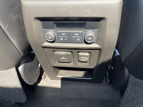 Used 2020 Chevrolet Traverse Premier w/ LPO, Floor Liner Package AWD/4WD image 14