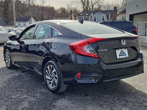 Certified 2017 Honda Civic EX image 4