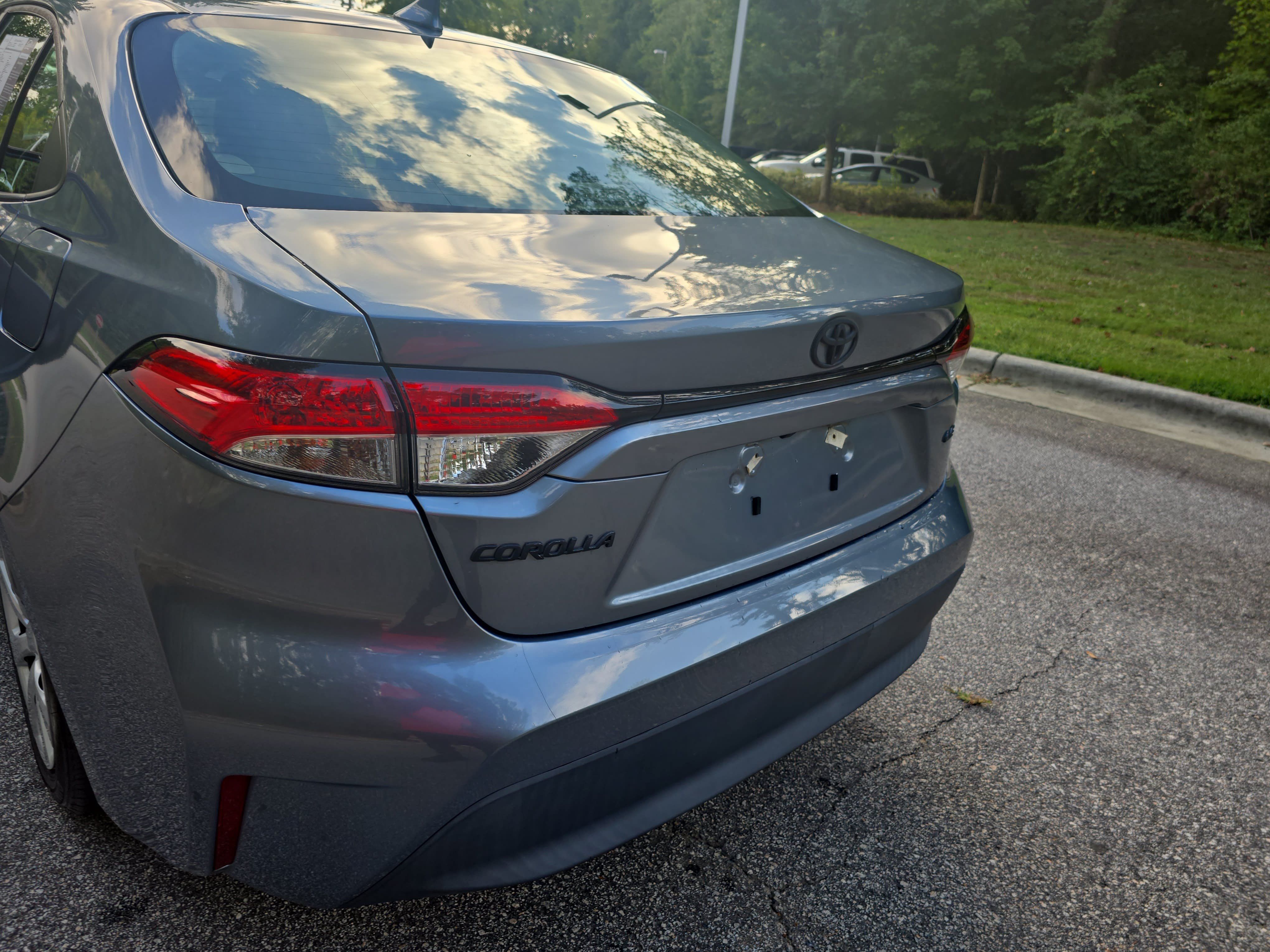 Used 2023 Toyota Corolla LE FWD image 31