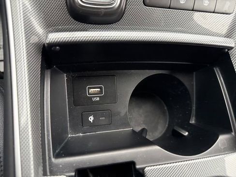 Used 2023 Hyundai Santa Fe SEL w/ Premium Package image 19