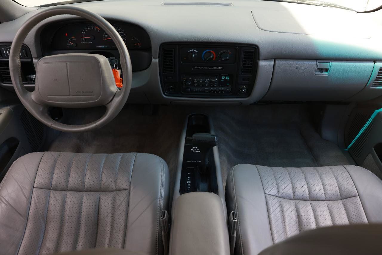 Used 1996 Chevrolet Caprice SS RWD image 22