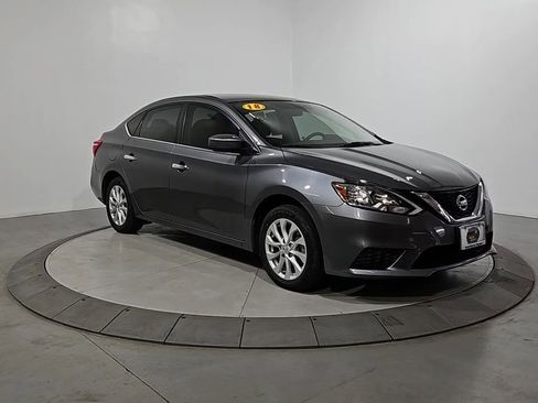Used 2018 Nissan Sentra SV image 8