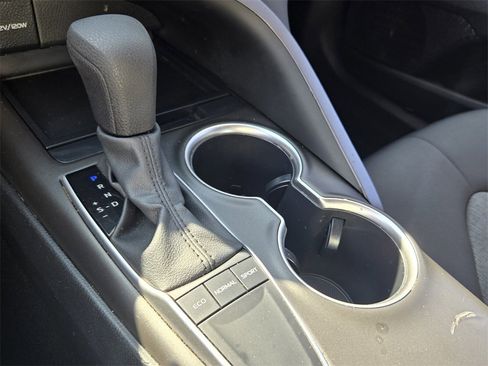 Used 2024 Toyota Camry LE image 20