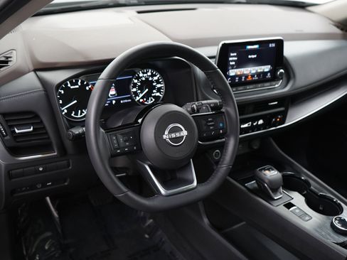 Used 2023 Nissan Rogue SV w/ SV Premium B Package AWD/4WD image 21