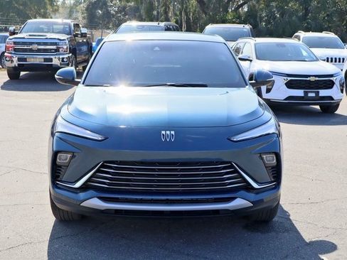 Certified 2024 Buick Envista Preferred w/ Convenience I Package image 2