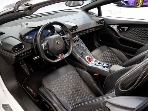 Used 2017 Lamborghini Huracan LP 580-2 image 12