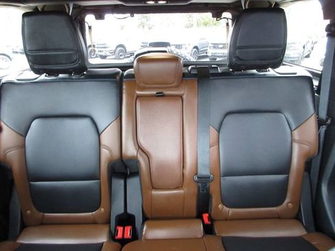 Certified 2024 Ford Bronco Outer Banks AWD/4WD image 23