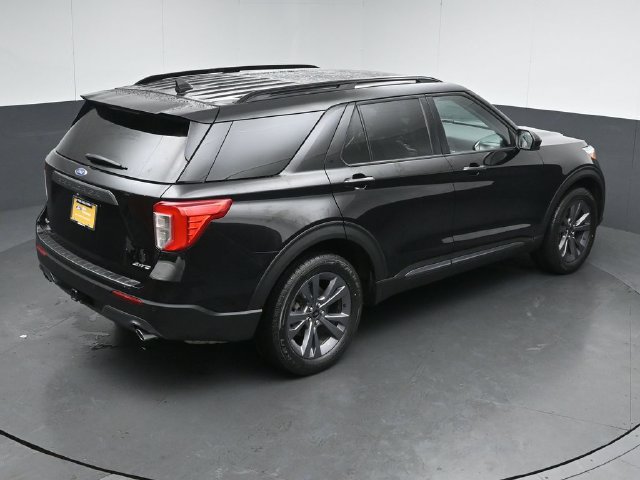 Certified 2024 Ford Explorer XLT w/ Equipment Group 202A AWD/4WD image 53