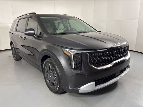 New 2026 Kia Carnival EX image 2