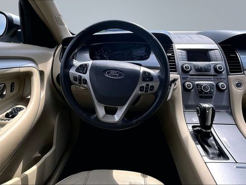 Used 2015 Ford Taurus SEL FWD image 5