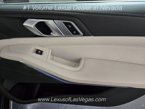 Used 2023 BMW X5 xDrive45e w/ Executive Package AWD/4WD image 25