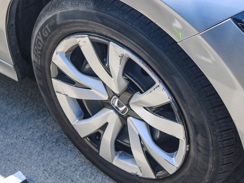 Used 2023 Honda Civic LX image 16