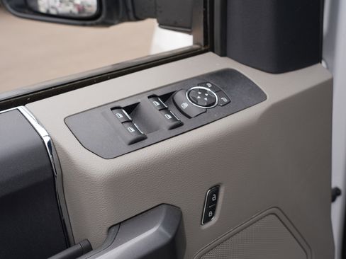 Used 2022 Ford F250 XLT image 15