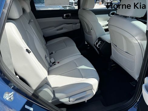New 2025 Kia Sorento S w/ Panoramic Sunroof Package image 22
