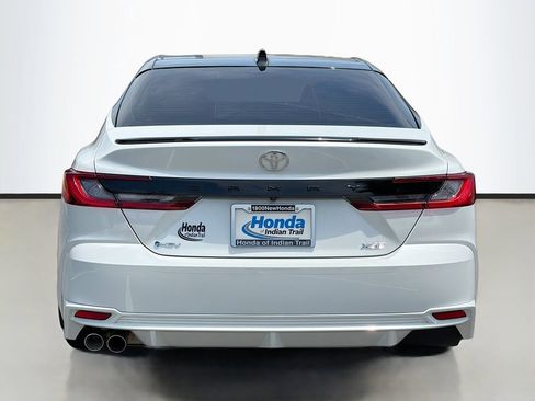 Used 2025 Toyota Camry XSE FWD image 6