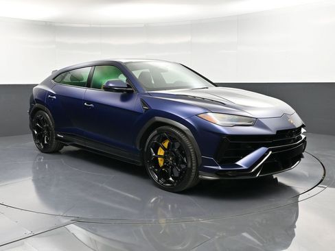 Used 2023 Lamborghini Urus Performante image 10