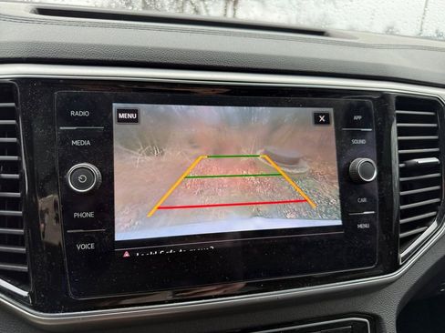 Used 2018 Volkswagen Atlas SEL image 17