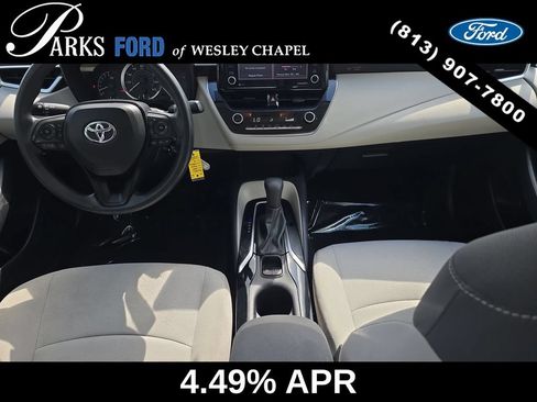 Used 2022 Toyota Corolla LE FWD image 11