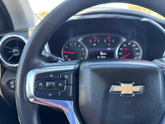 Used 2025 Chevrolet Blazer LT FWD image 10