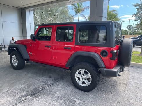 Used 2018 Jeep Wrangler Unlimited Sport S AWD/4WD image 4