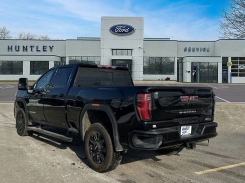 Used 2024 GMC Sierra 2500 AT4 w/ AT4 Premium Plus Package image 6