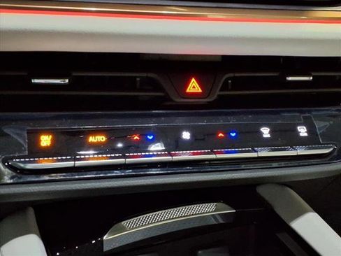 New 2026 Buick Envision Avenir image 8