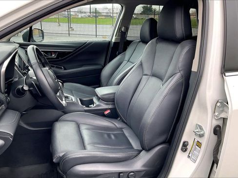 Used 2023 Subaru Outback Limited image 28