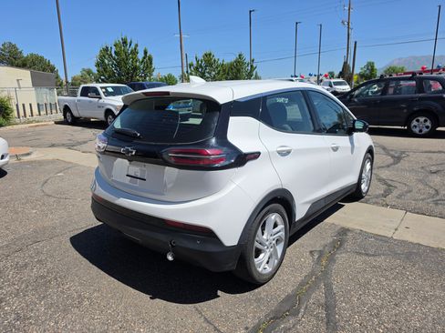 Used 2023 Chevrolet Bolt LT w/ Driver Confidence Package FWD image 7