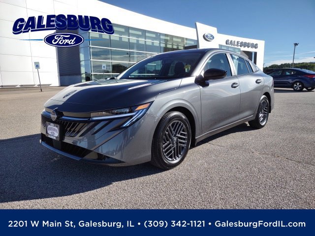 Used 2027 Nissan Sentra SV FWD image 1