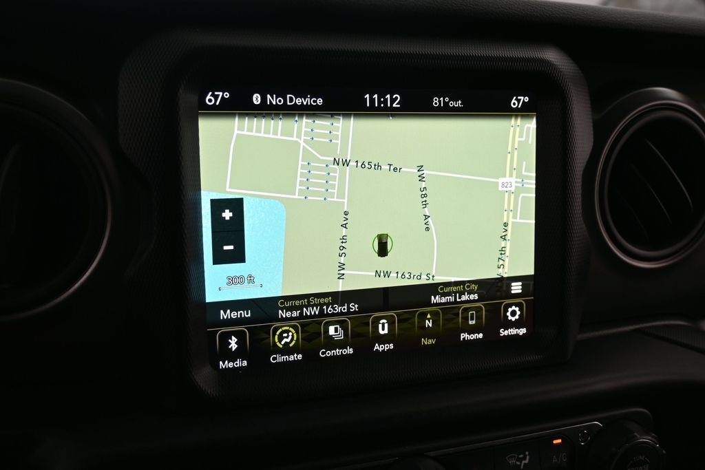 Used 2022 Jeep Wrangler Sport AWD/4WD image 17