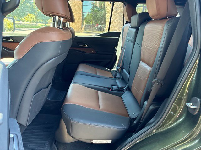 Used 2024 Lexus GX 550 w/ Accessory Package (Z1) AWD/4WD image 4
