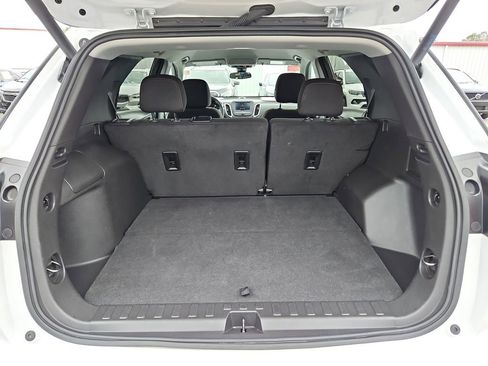 Used 2024 Chevrolet Equinox LT image 29