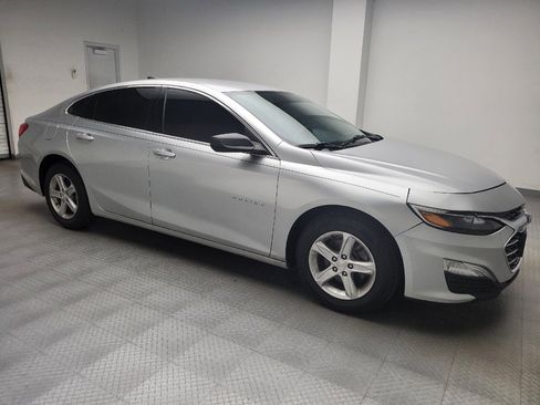 Used 2021 Chevrolet Malibu LS FWD image 11