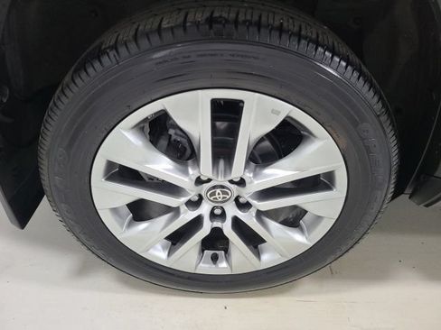 Certified 2023 Toyota RAV4 XLE Premium AWD/4WD image 13