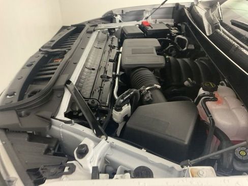 New 2026 Chevrolet Silverado 1500 LT w/ Z71 Off-Road Package image 18