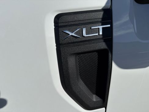 New 2025 Ford Maverick XLT w/ XLT Luxury Package image 16