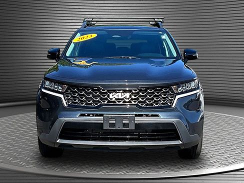 Used 2023 Kia Sorento S w/ Panoramic Sunroof Package AWD/4WD image 2