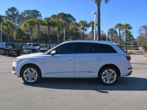 Used 2021 Audi Q7 3.0T Premium Plus w/ Premium Plus Package image 5