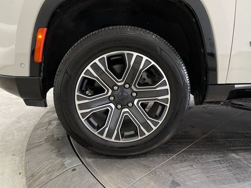 Used 2022 Jeep Wagoneer Series III w/ Convenience Group I image 10